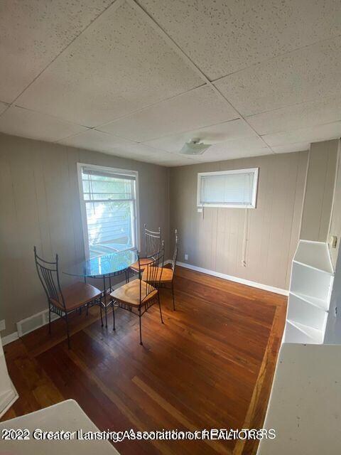 1005 W Willow St, Lansing, MI 48915 - photo 4