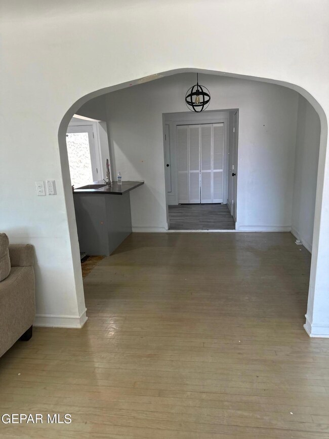 3625 Altura Ave, El Paso, TX 79930 - photo 5