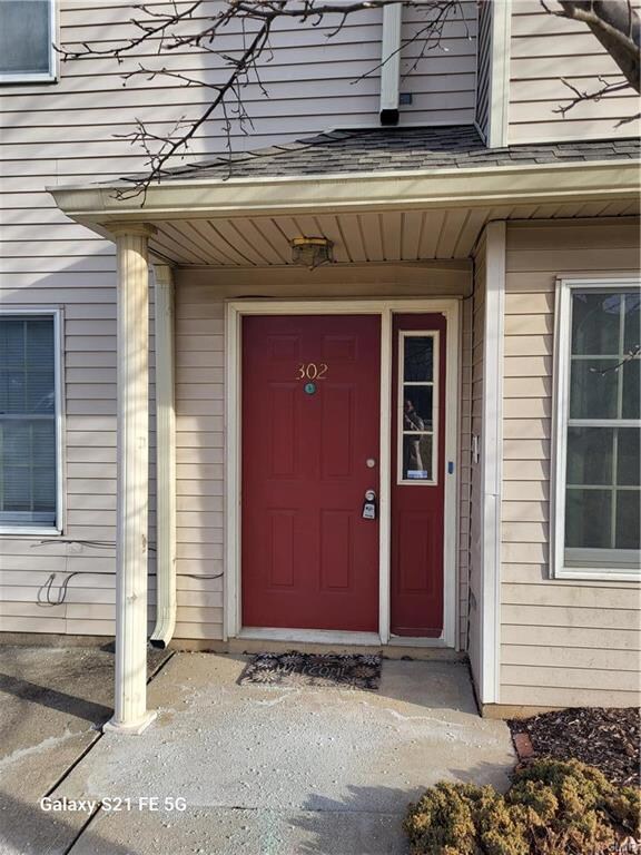302 Windsor Place unit R302, Macungie, PA 18062 - photo 3