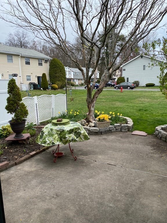 945 Riverside Dr unit 30B, Methuen, MA 01844 - photo 3