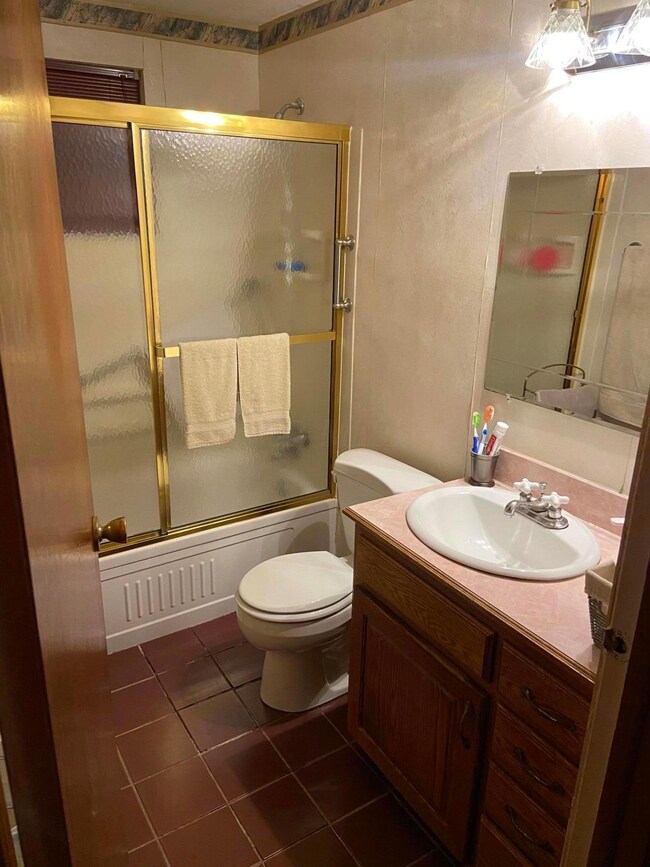 1480 Alpine Dr, Columbus, OH 43229 - photo 5