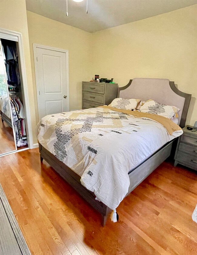 332 Virginia Ave unit 1, Jersey City, NJ 07304 - photo 7