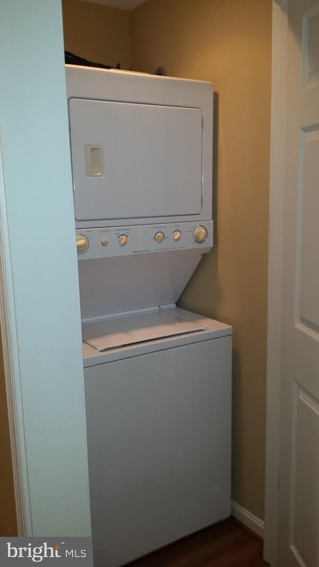 1 N Indian Aly unit 3, Winchester, VA 22601 - photo 6