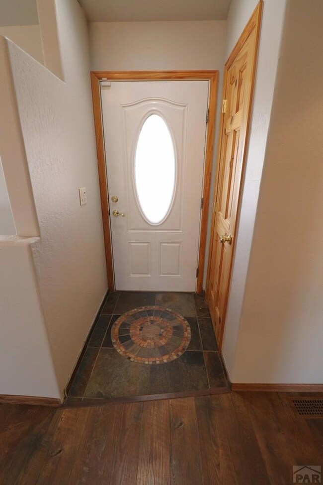 1144 N Calico Rock Ln, Pueblo, CO 81007 - photo 3