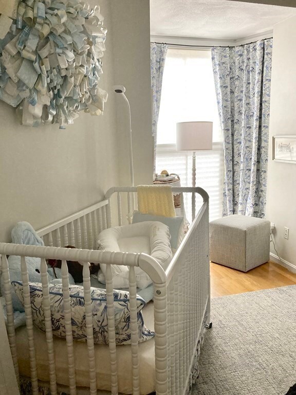 7 Hanson St unit 2, Boston, MA 02118 - photo 5