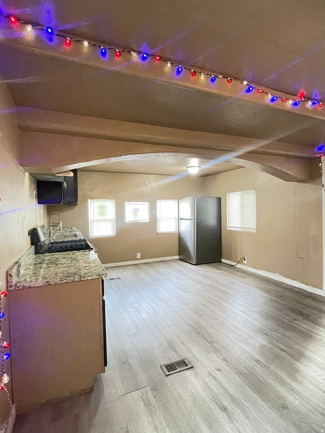 2875 S 2580 W unit 242, West Valley City, UT 84119 - photo 4