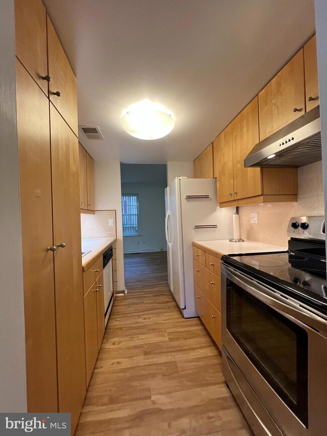 9101 Bronze Bell Cir, Columbia, MD 21045 - photo 6