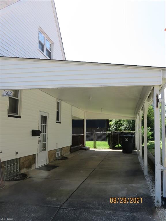 Attached carport