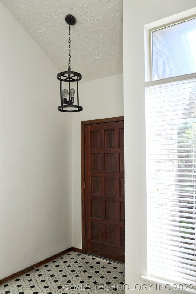 3210 S Chestnut Ave, Broken Arrow, OK 74012 - photo 4