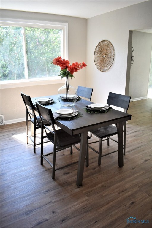 Formal Dining Room.