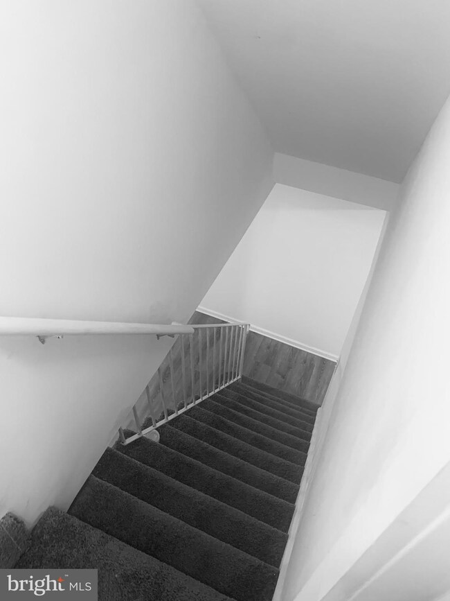 635 N 6th St, Camden, NJ 08102 - photo 7