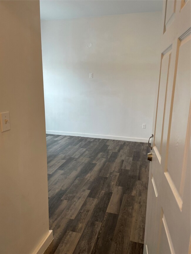 20892 Cochran Rd, Waller, TX 77484 - photo 3