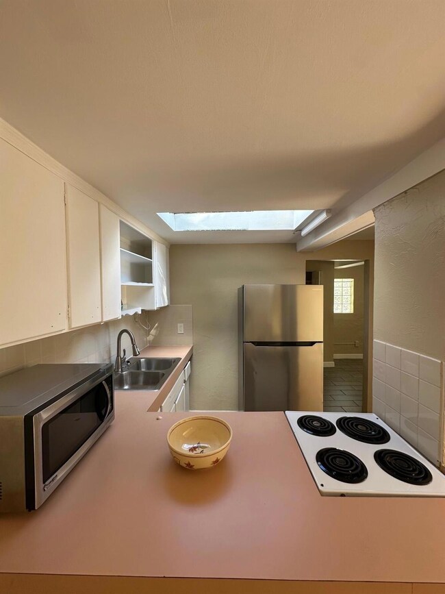 301 30th St unit B, West Palm Beach, FL 33407 - photo 4