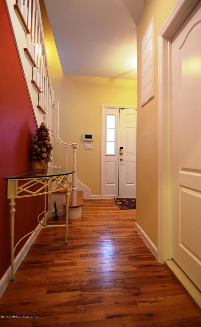 (5) HallWay and Entry