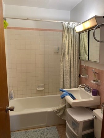 18 Glencoe St unit 29, Brighton, MA 02135 - photo 4