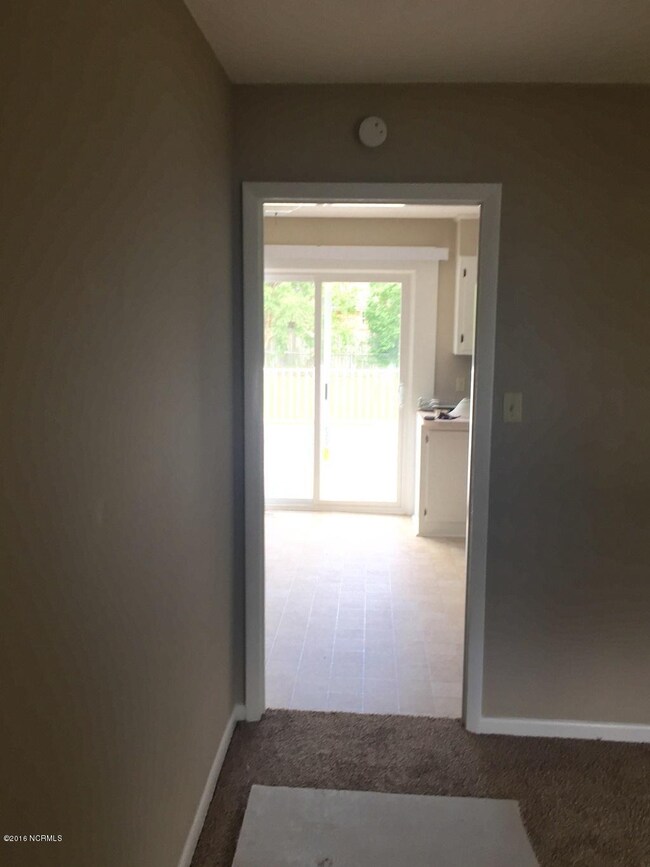 433 Cooper St, Winterville, NC 28590 - photo 2