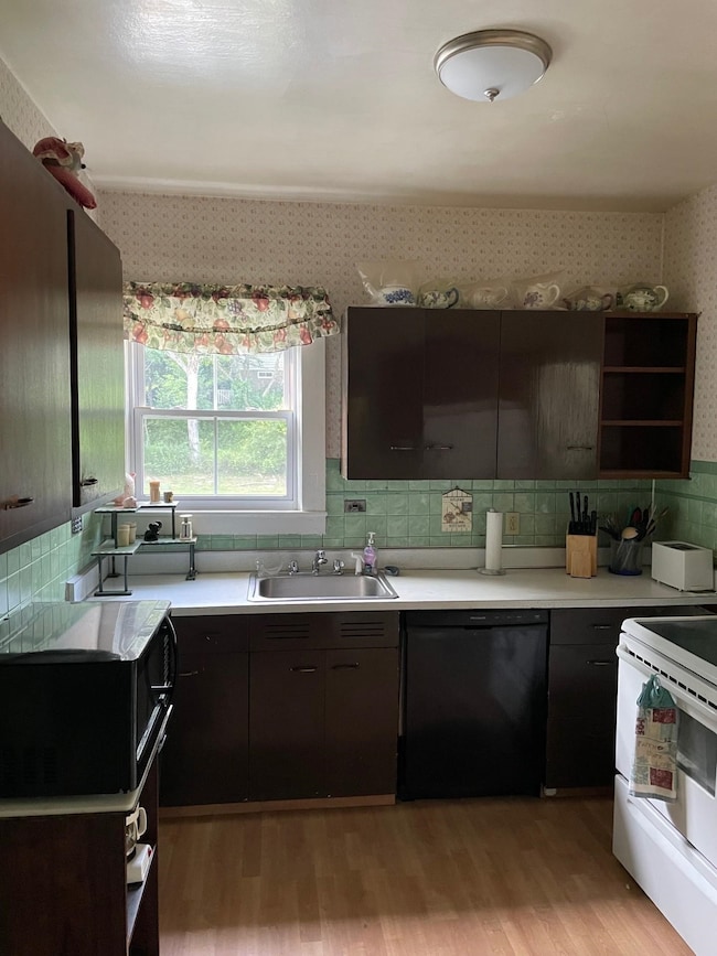 86 Hazel St, Rutland, VT 05701 - photo 7