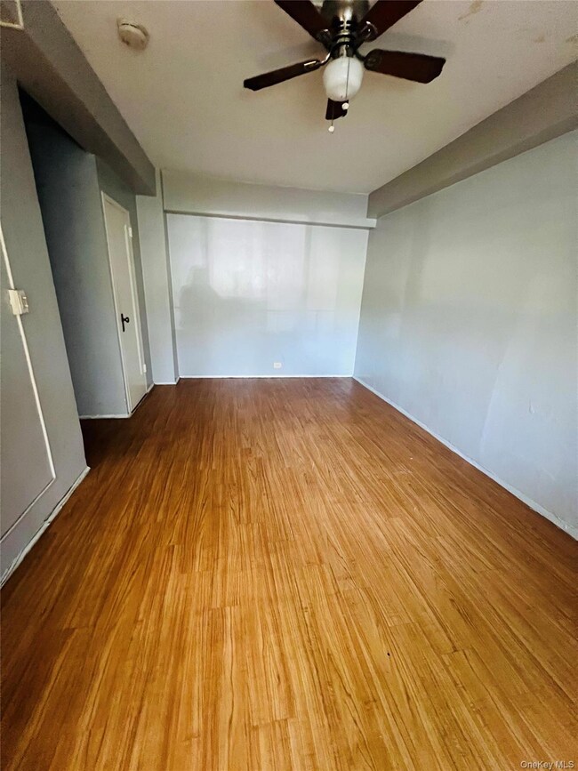 1504 Metropolitan Ave unit ME, Bronx, NY 10462 - photo 6
