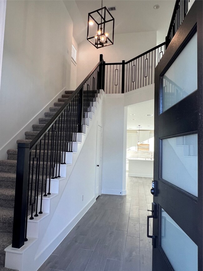 10607 Wild Chives, the Woodlands, TX 77385 - photo 3