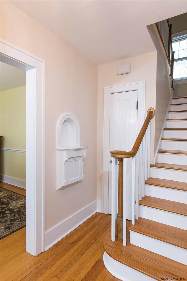 118 Washington Rd, Schenectady, NY 12302 - photo 7