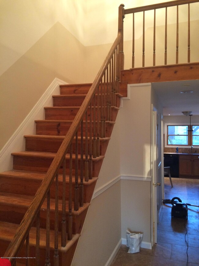 541 Barclay Ave, Staten Island, NY 10312 - photo 5