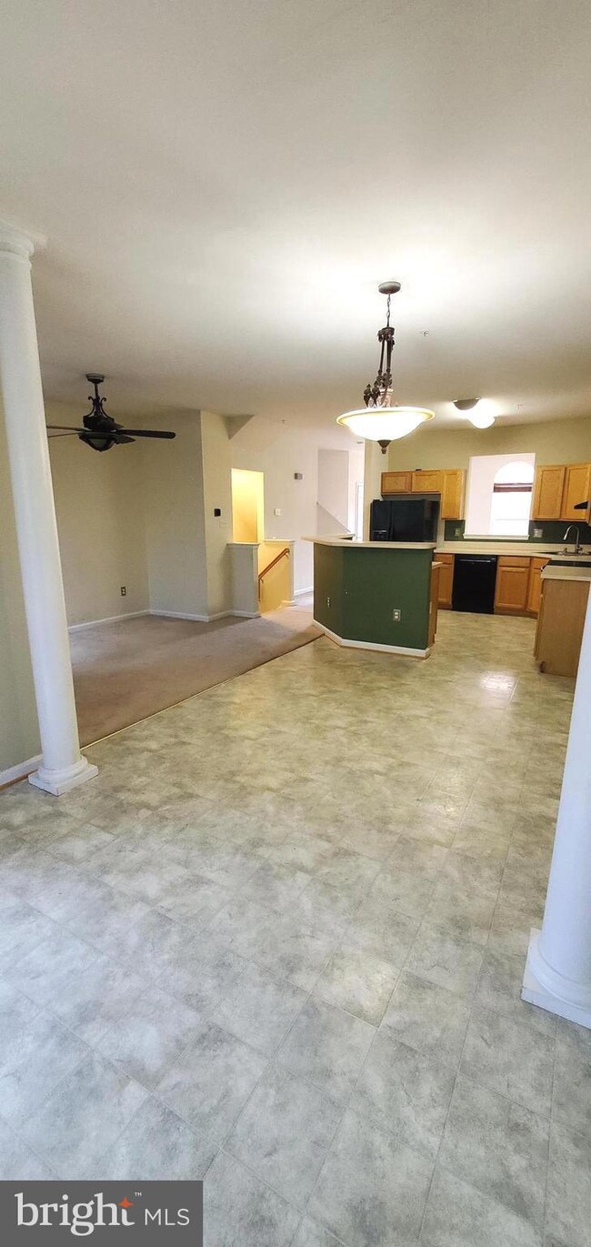 10258 Housely Place, White Plains, MD 20695 - photo 4