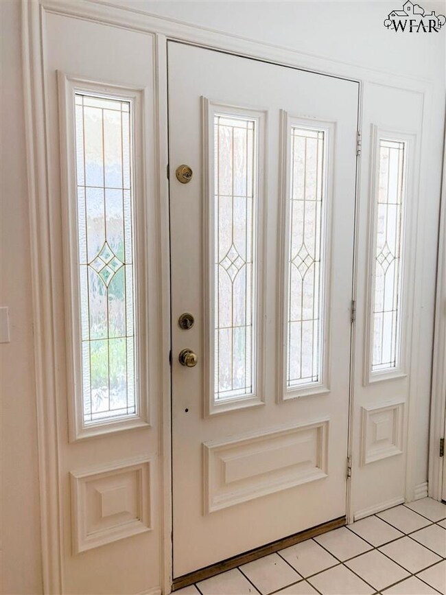 1527 Cynthia Ln, Wichita Falls, TX 76302 - photo 6