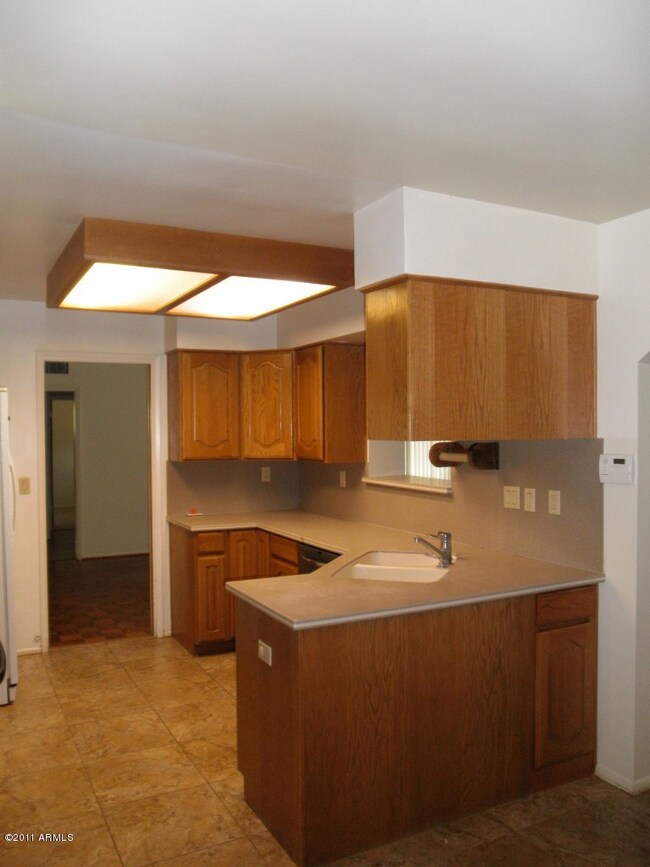 344 E La Diosa Dr, Tempe, AZ 85282 - photo 7