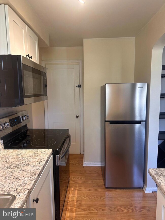 19 Pennsylvania Ave, Wayne, PA 19087 - photo 6