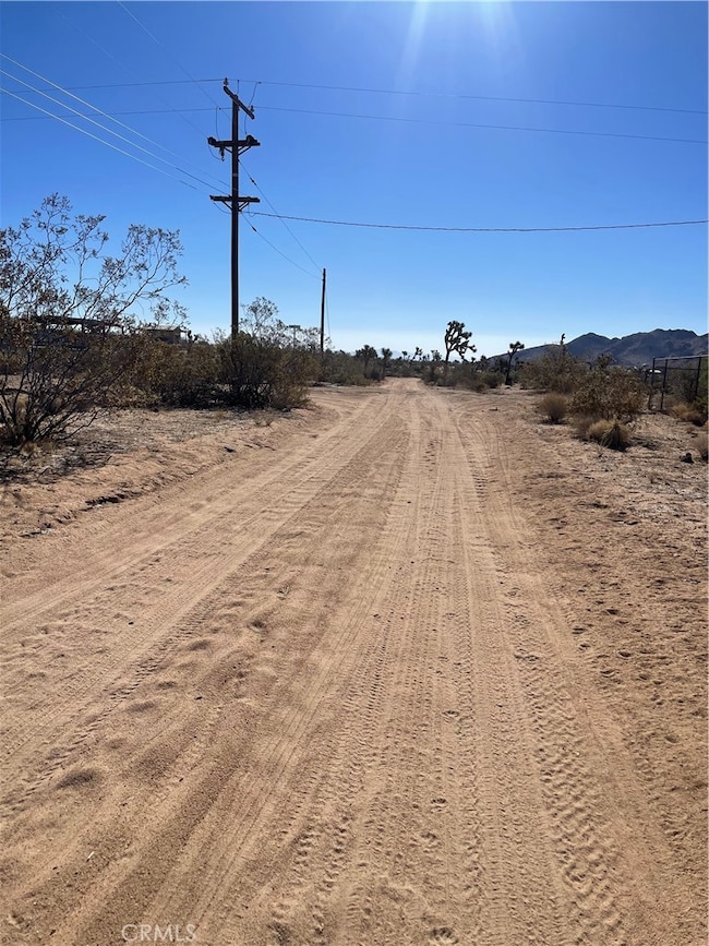 3884 Indio Ave, Yucca Valley, CA 92284 - photo 4