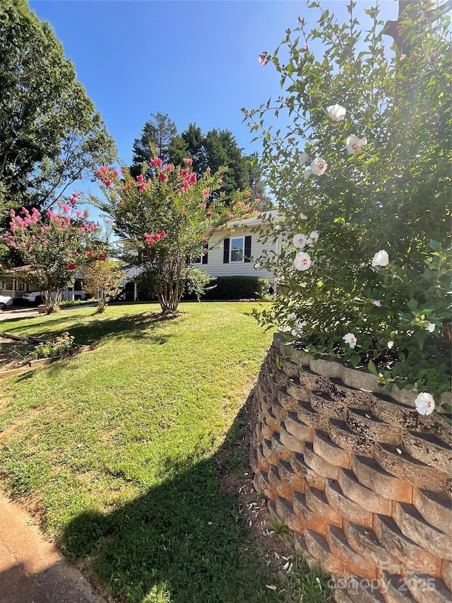 106 N Tracy St, Kings Mountain, NC 28086 - photo 7