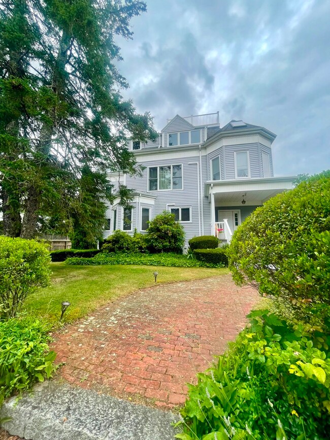 180 Main St unit 10, Vineyard Haven, MA 02568 - photo 4