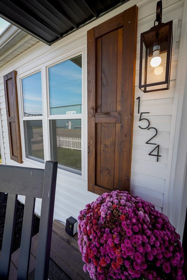 1524 Beech St, Kenova, WV 25530 - photo 6