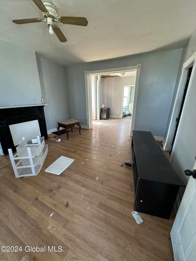 18 Crockett Ave, Troy, NY 12180 - photo 6