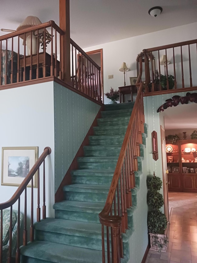 1743 Sherry Lee Dr, Lima, OH 45807 - photo 4