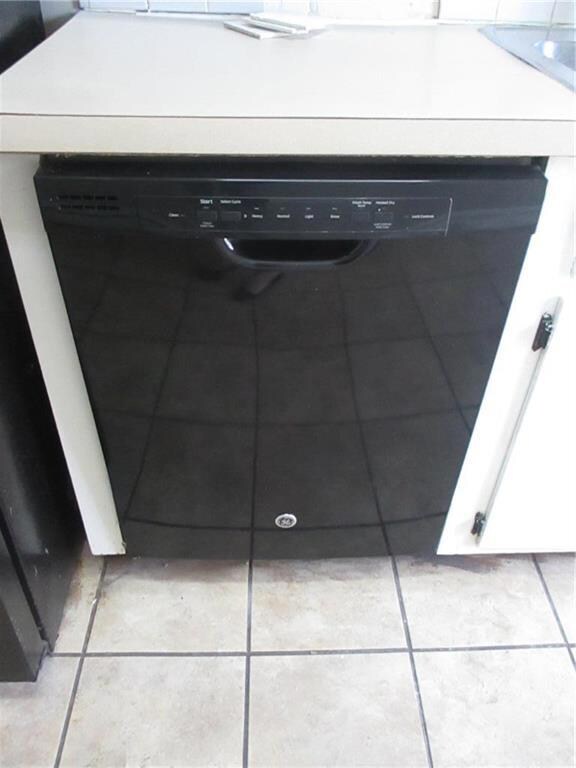 dishwasher in kitchen