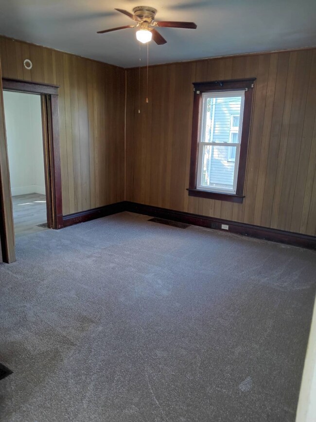 935 7th St SW, Massillon, OH 44647 - photo 4