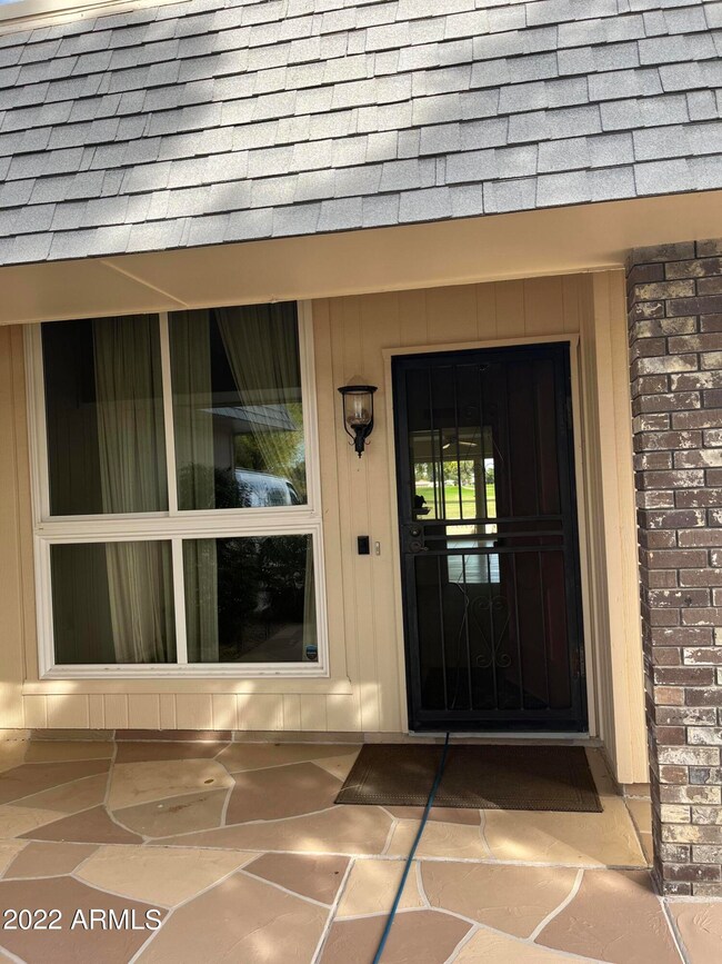 Front entrance w/patio