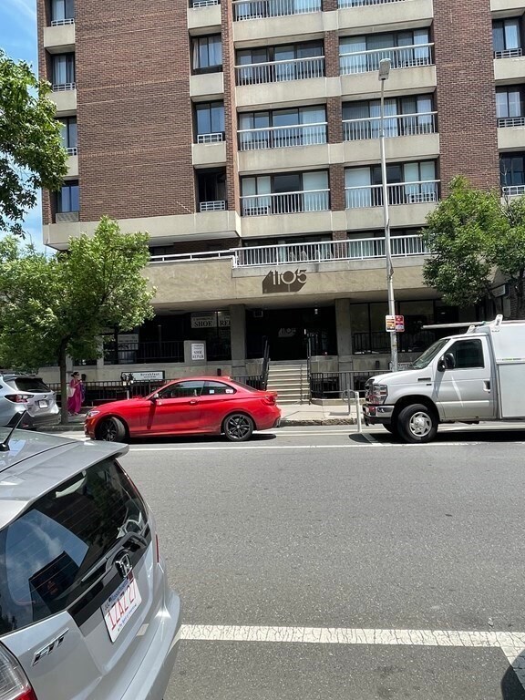 1105 Massachusetts Ave unit 3F, Cambridge, MA 02138 - photo 3
