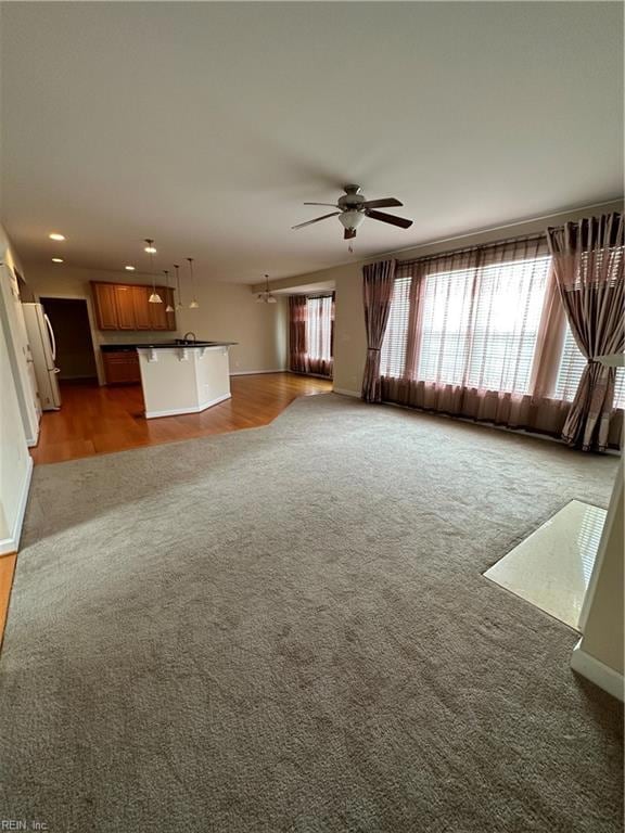 Family room w/ gas fireplace