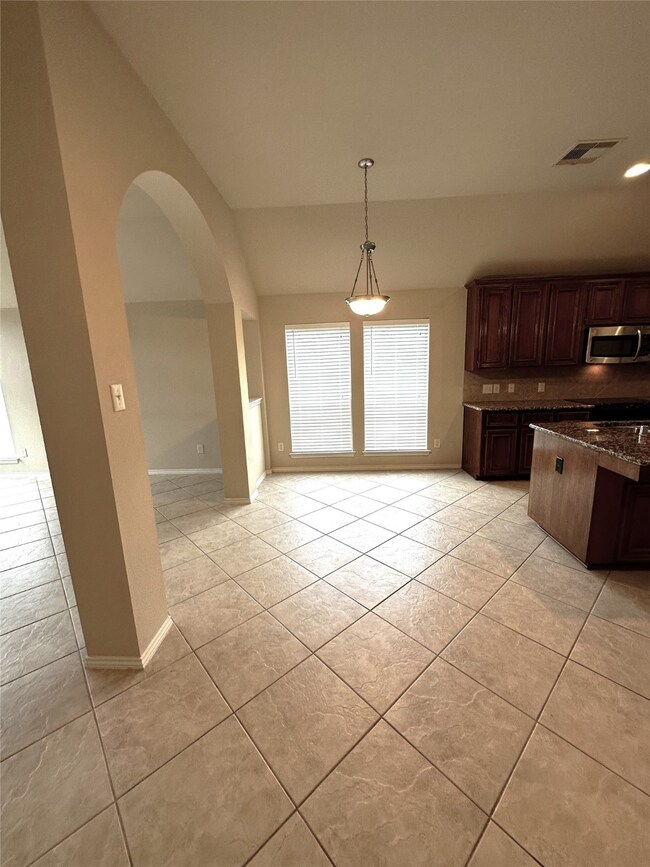 31818 Forest Park Ct, Conroe, TX 77385 - photo 6