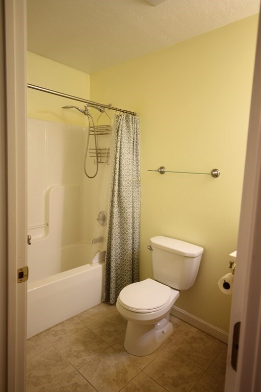 145 Cardinal St unit 1, Springfield, MA 01151 - photo 4