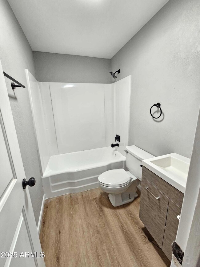 4520 N 28th Dr, Phoenix, AZ 85017 - photo 7