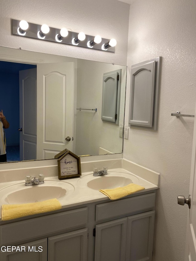 14105 de Stefano Ln, El Paso, TX 79928 - photo 5