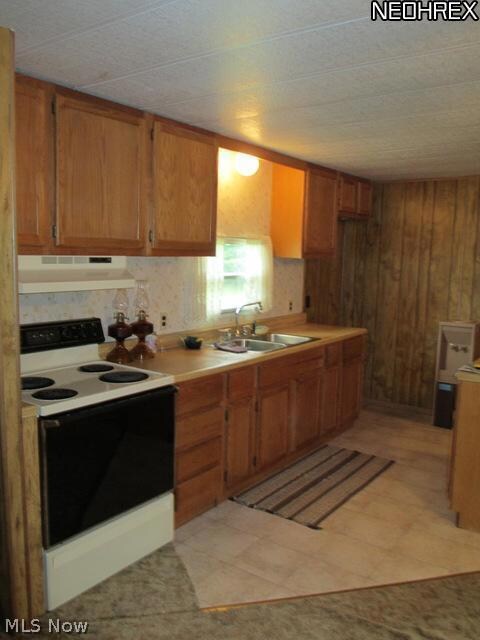 5715 Furnace Rd, Conneaut, OH 44030 - photo 3