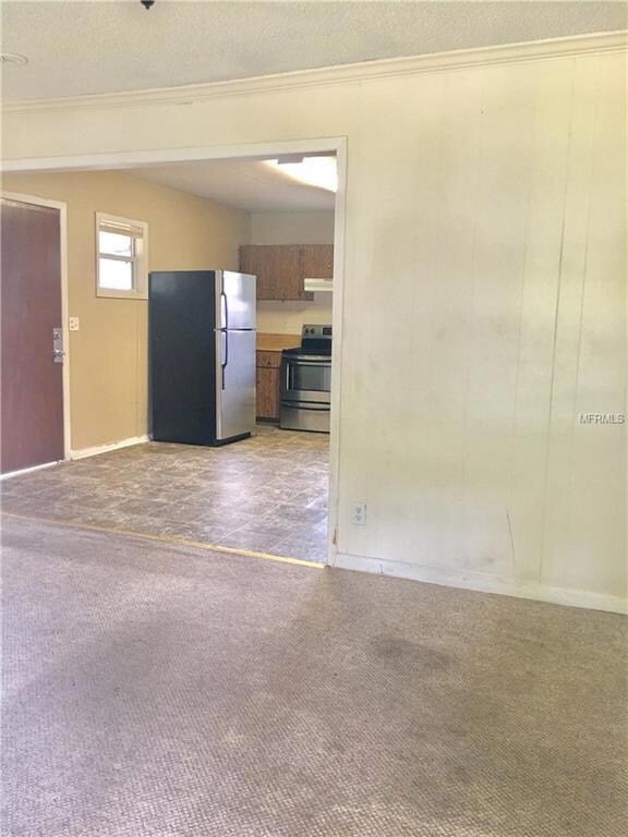 6906 Rhode Island Dr, Tampa, FL 33619 - photo 6