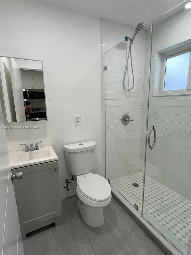 885 SW 29th Ave unit 4, Miami, FL 33135 - photo 6