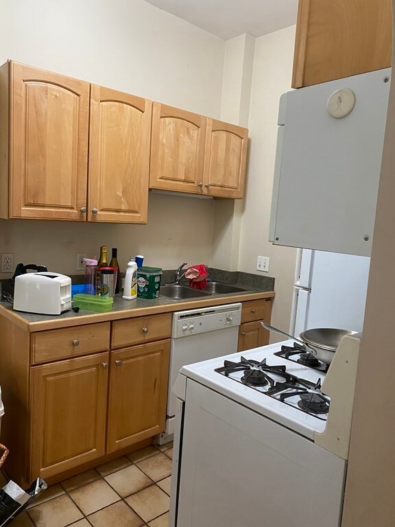 43 Chestnut St unit 2, Boston, MA 02129 - photo 6