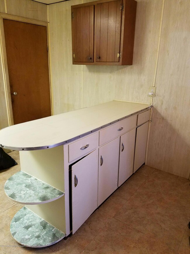 1124 Regent St, Lansing, MI 48912 - photo 4