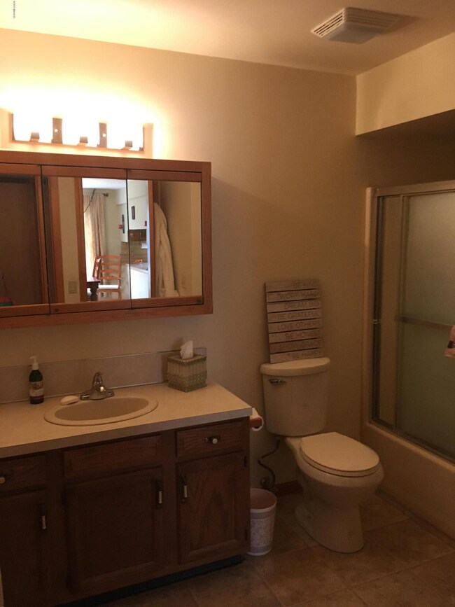 2170 Ter van Ct NE unit 43, Grand Rapids, MI 49505 - photo 5